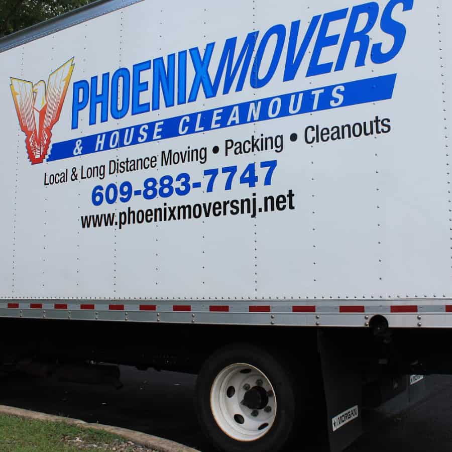 Phoenix Movers logo