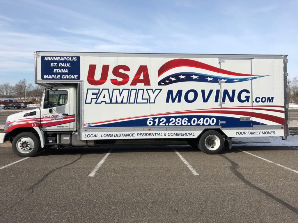 USA Family Moving Company logo